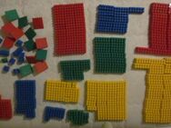 250 große Bausteine (ähnlich LEGO): gelb, rot, grün, blau - München