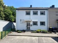 Gepflegtes Reihenendhaus mit drei Garagen in MG-Wickrath - Mönchengladbach