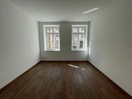 mit 360° Rundgang! Sanierte 2 Zimmer mit Balkon + großer Küche am Brühl! - Chemnitz