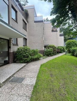 TOP - 3 Zimmer Wohnung mit Tiefgarage, Schwimmbad, Sauna & Terrasse - Hamburg