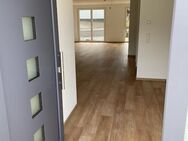 NEUBAU - 5,5 Zi mit Küche, Keller u. Garage! - Wehr (Baden-Württemberg)