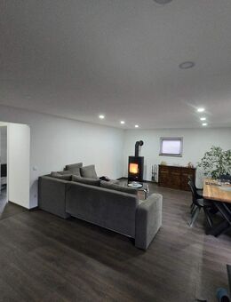 Charmantes Ferienhaus auf Pachtgrundstück mit Erstwohnsitzoption - Wesendorf - Wesendorf