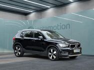 Volvo XC40, Momentum, Jahr 2020 - München