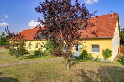 Reihen-Endhaus in Massivbauweise, nicht unterkellert mit ausgebautem Dachgeschoß in der Nähe des Süßen See