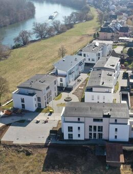 Hermann Immobilien: Main. Modern. Mein Zuhause. - Stilvolle Wohnung mit Dachterrasse (ETW 3.5) - Hainburg