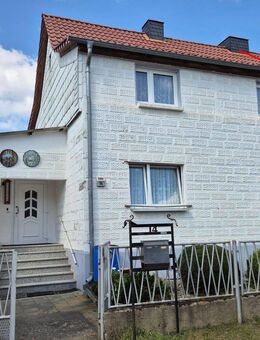 Doppelhaushälfte am Lappwaldsee - Familienidylle mit Potenzial - Harbke