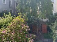 Teilmöblierte Familien-Wohnung mit reichlich Platz, Garten, Balkon und riesiger Wohnküche im Herzen der Neustadt - Bremen