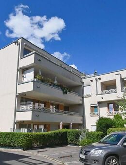 Weingarten - Zentrum: Großzügige 3,5-Zimmer-Wohnung mit überdachtem Balkon - Weingarten