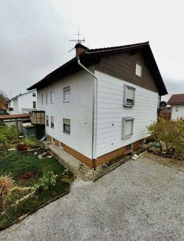 Großes Zweifamilienhaus in begehrter Wohnlage mit Nießbrauch - Großkarolinenfeld