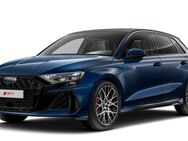 Audi RS3, Sportback Assistenzpaket SONOS, Jahr 2022 - Speyer