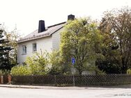 Charmantes Zweifamilienhaus mit Entwicklungspotential in Schwarzenbach/Saale - Schwarzenbach (Saale)