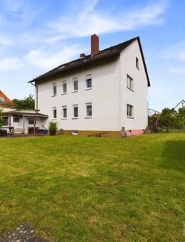 Charmantes Mehrfamilienhaus mit großem Grundstück in ruhiger Lage - Nürnberg