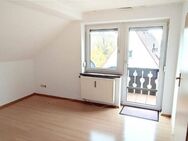 Gemütliche Dachgeschosswohnung mit Balkon - Kaisheim