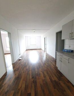 Studenten aufgepasst - Flat sharing möglich - Magdeburg