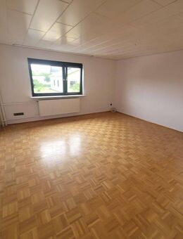 Moderne 3-Zi.-Wohnung mit Terrasse & EBK in Cölbe - Cölbe