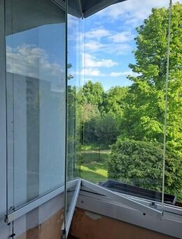 Große 2-Zimmer-Wohnung mit Balkon . Blick ins Grüne ! - Wernigerode