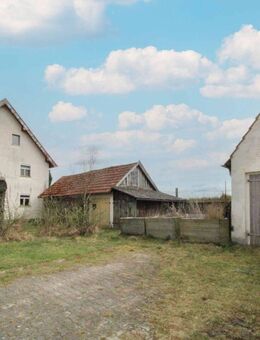 Jetzt zugreifen: Sanierungsbedürftiges Haus mit 2 Wohneinheiten bietet viel Potential auf dem Land - Thanstein
