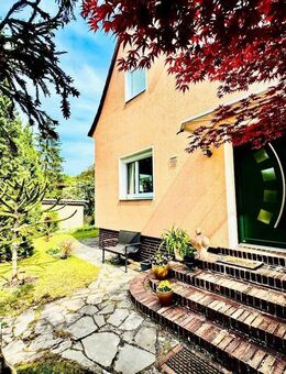 TOP PREIS! Einfamilienhaus in Rangsdorf + Wintergarten, überdachtem Pool, Garage + Sonnengarten - Rangsdorf