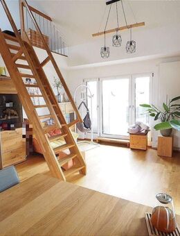 Rednitzhembach: helle, attraktive und moderne 3-Zimmer-Dachgeschoss -Wohnung + Galerie und sonnigem Balkon - Rednitzhembach