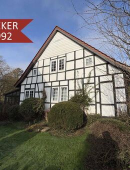 RESERVIERT!!! Liebhaberobjekt mit wunderschöner, großzügiger Gartenanlage! - Löhne