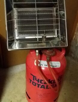 Gasheizstrahler vercromter Reflektor Flaschenhalterung m. Druckminderer - Karlsbad