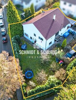 Solides Einfamilienhaus mit Einliegerwohnung und großem Garten - Bretten