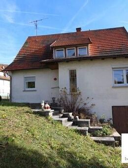 Sonnig gelegenes, renovierungsbedürftiges Einfamilienhaus mit großzügigem Garten - Burladingen