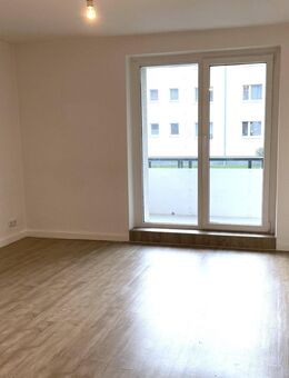 Wunderschöne 3-Zimmerwohnung mit eigenem Garten, im idyllischen Berliner Umland - Rauen
