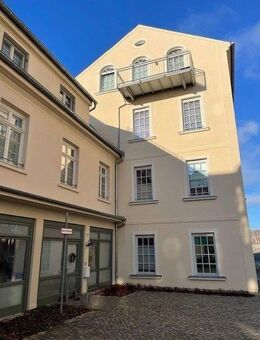 Schöne GERÄUMIGE DACHGESCHOSSWOHNUNG - 4 Zimmer mit hochwertiger Ausstattung, EBK - Großröhrsdorf