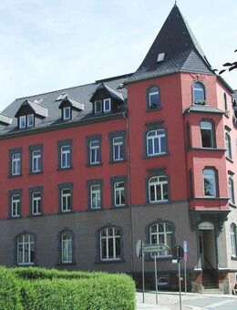 helle, sehr angenehm geschnittene 3 Zimmer WE im 3. OG - Top-Zustand - Hohenstein-Ernstthal