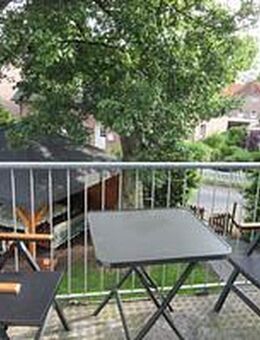 Von Privat. Bitte nur telefonisch. Osternburg, 2,5 ZKB, Balkon, EBK, Gem.-garten mit Pavillon - Oldenburg