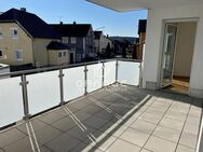***Geräumige 4-Zi.-Whg. mit Einbauküche und Balkon!*** - Teublitz