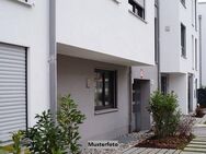 Freistehendes Mehrfamilienhaus mit 10 Wohnungen und 9 Garagen - Dülmen