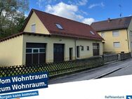 Großes und gepflegtes Mehrgenerationenhaus mit neuwertiger Scheune / Halle - Burgthann
