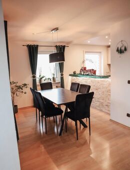 Modernisierte 3-Zimmer-Wohnung mit Balkon und Gartenmitbenutzung in Amberg-Ammersricht - Amberg