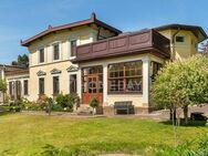 Eine einmalige Gelegenheit: Einzigartige Karl-May-Villa mit drei Wohneinheiten und großem Grundstück - Radebeul