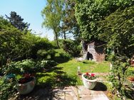 Doppelhaushälfte mit märchenhaftem Garten in idyllischer Lage von Eching - Eching (Regierungsbezirk Oberbayern)