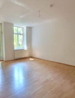 Top WG-Wohnung am Boxhagener Platz: Erdgeschoss mit Traumterrasse - Berlin