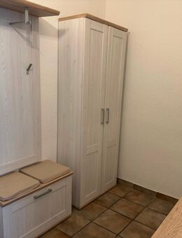 Garderobe komplett - Essen
