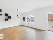 DIREKTE GRENZE / 70 M² WOHNFLÄCHE / GARAGE / KFZ-STELLPLATZ - Perl