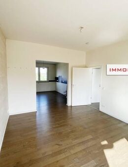 IMMOBERLIN.DE - Behagliche Wohnung mit Südwestloggia & Lift - Berlin