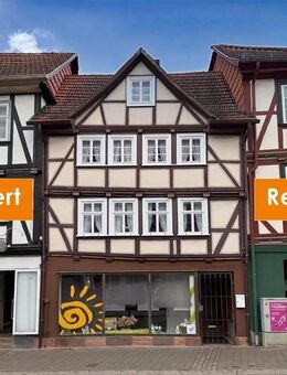 Günstiges Wohn- und Geschäftshaus in allerbester Lage am Marktplatz! - Eschwege