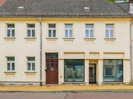 Zweifamilienhaus mit Ladengeschäft / Gewerbe im Stadtkern in Bad Schmiedeberg - Bad Schmiedeberg