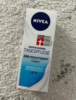 Nivea erfrischende Tagespflege 24h Feuchtigkeit mit Vitamin E, LSF15 - Eisenberg (Pfalz)