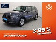 VW Tiguan, 2.0 TDI Move, Jahr 2024 - Amberg