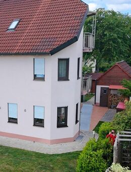 Doppelhaushälfte mit großem Garten in ruhiger Lage von Nördlingen - Nördlingen