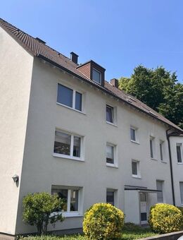 Helle 4,5 Zimmer DG-Wohnung in ruhigem Mehrfamilienhaus zentral in Do-Barop für max. 2-3 Personen - Dortmund