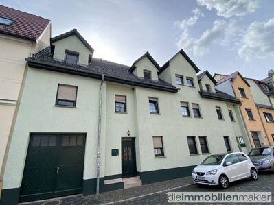 gepflegtes Mehrfamilienhaus mit Photovoltaikanlage zu verkaufen
