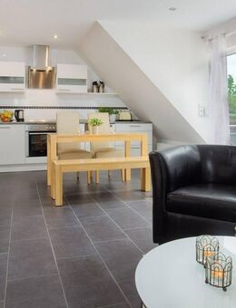 Sonnige Dachgeschosswohnung mit Südbalkon in Heiligenhafen - Heiligenhafen