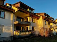 Sonnige Aussichten! Obergeschosswohnung mit wunderschönem Balkon und Blick ins Grüne - Überlingen